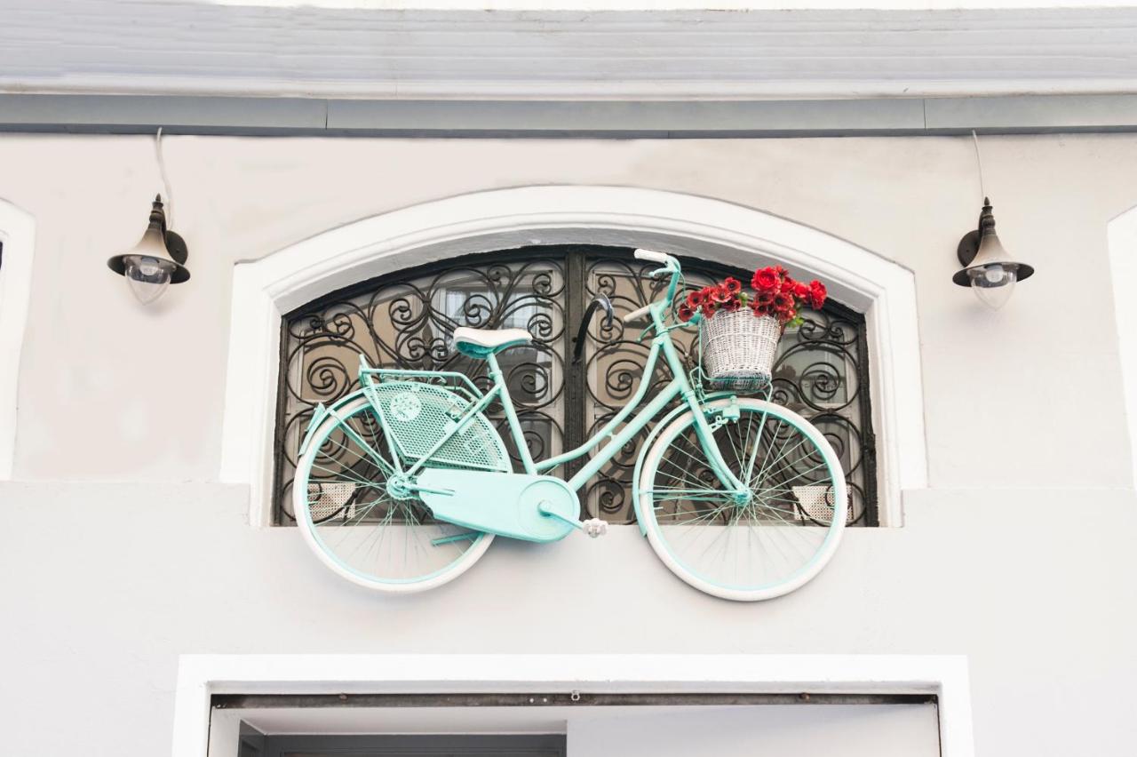 hostal smile alicante