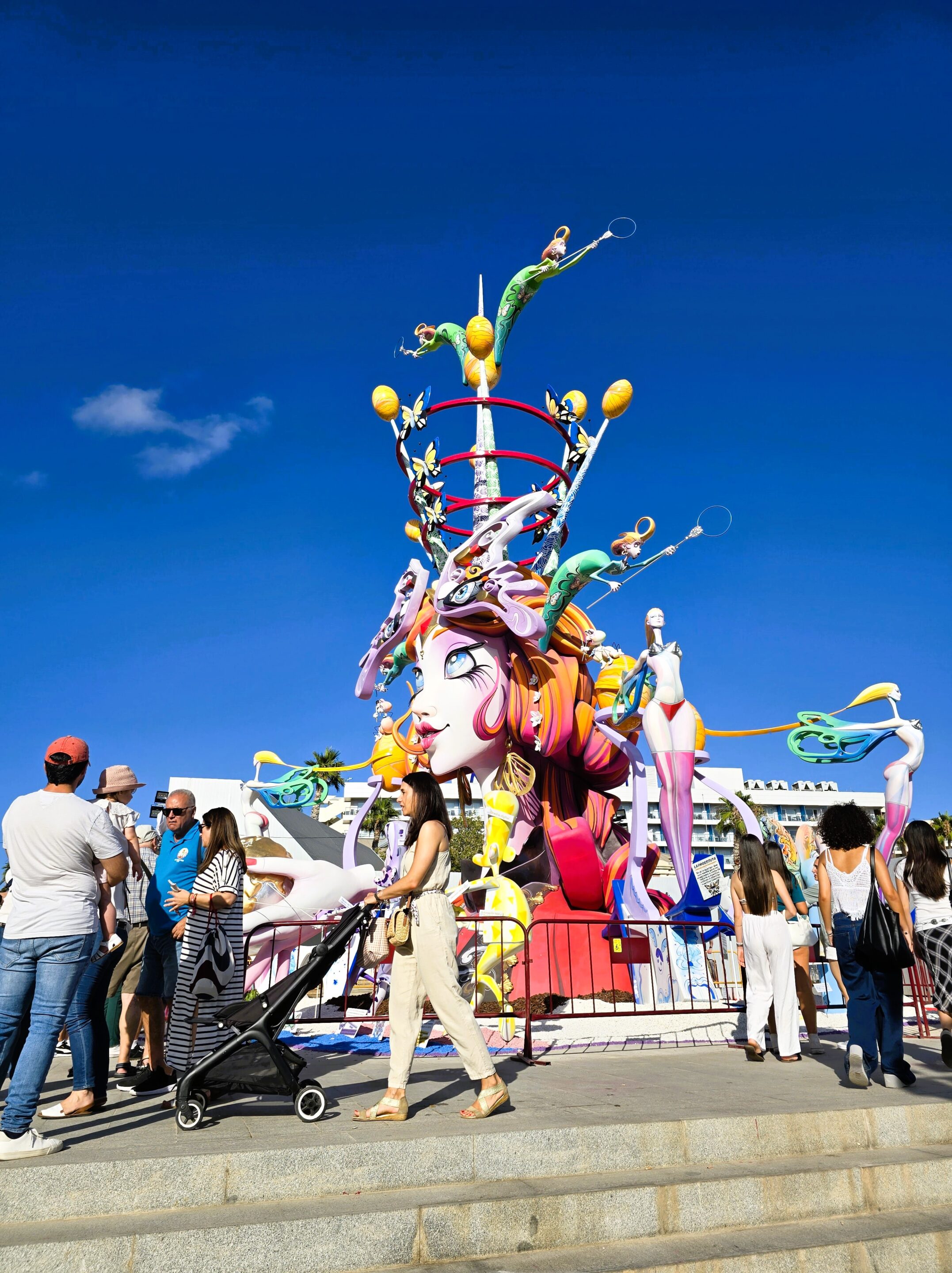 Vuurwerk Hogueras de San Juan 2025 Playa del Postiguet
